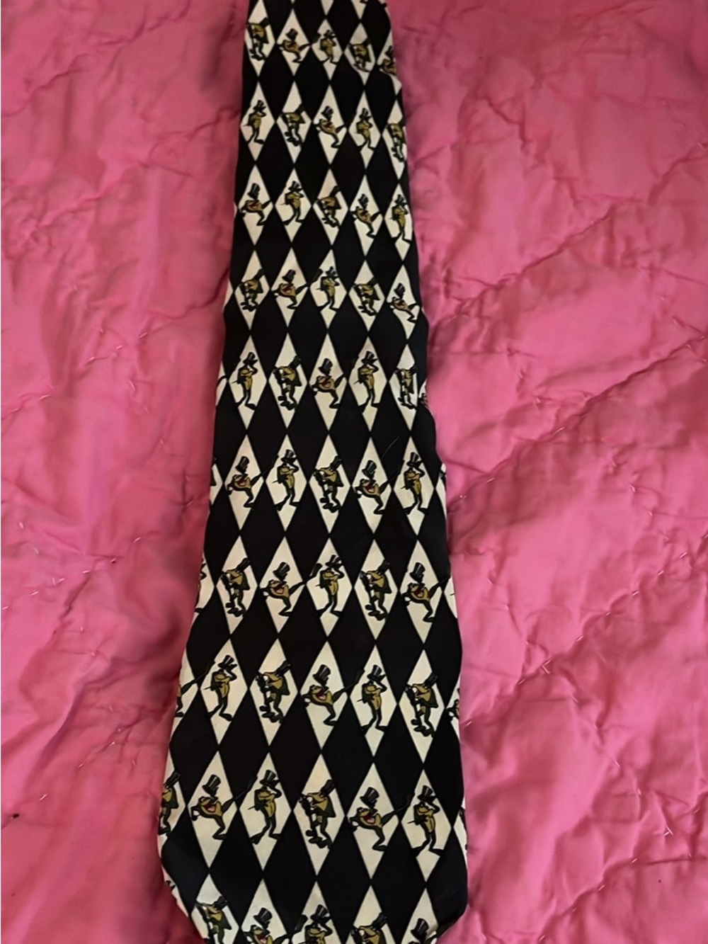 Warner Bros. Men’s Tie MJ Frog diamond print